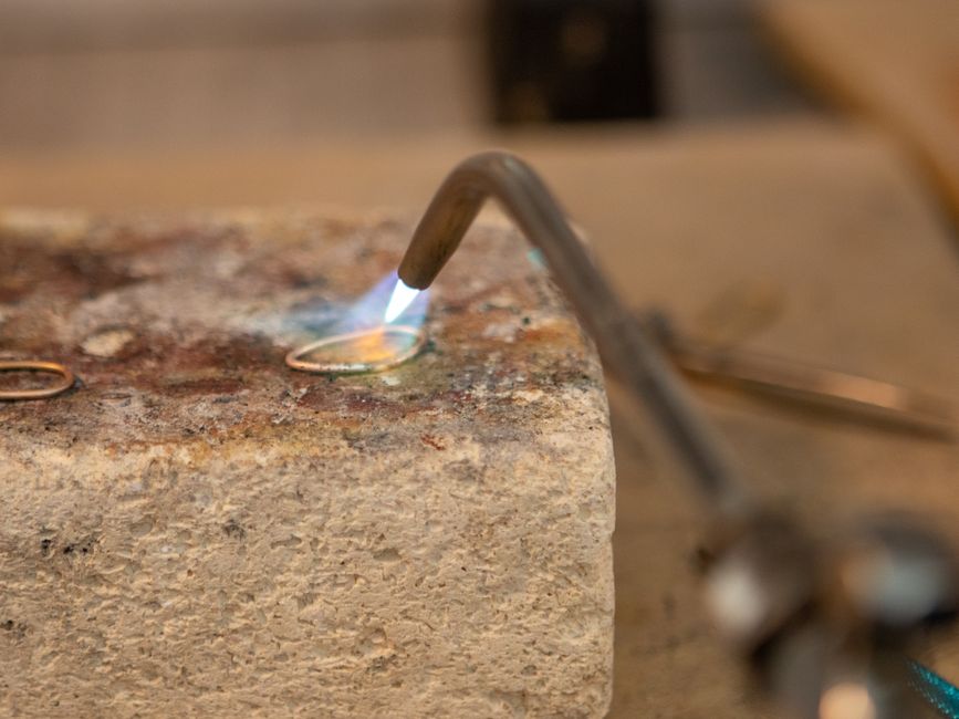 Understanding Jewelry Metal Alloys and Karat Weights: A Designer's Guide to Choosing the Right Gold